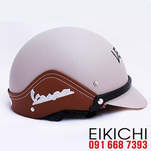 In logo lên nón bảo hiểm quảng cáo theo yêu cầu làm quà tặng khách hàng