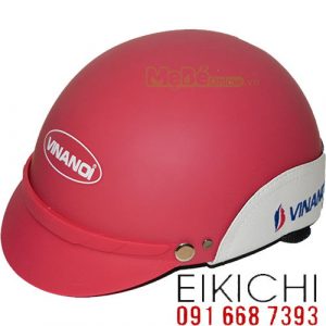 In logo lên nón bảo hiểm quảng cáo theo yêu cầu làm quà tặng khách hàng